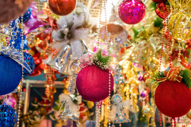 istock Market stall with various christmas decorations 887410438