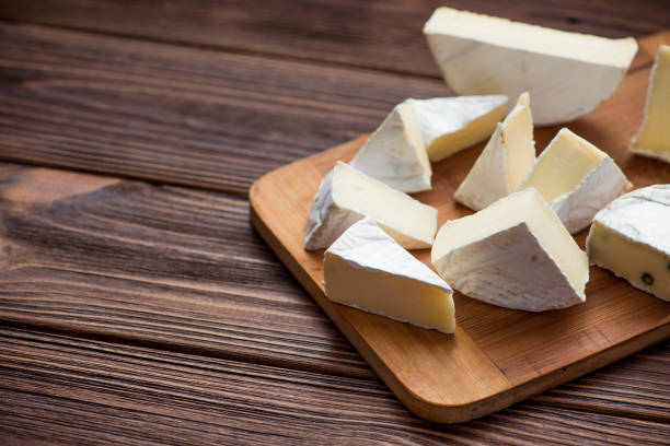 istock delicious cheese camembert set 887588462