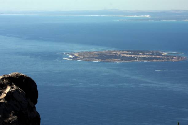 istock Scenic View Of Sea Against Sky 887709716