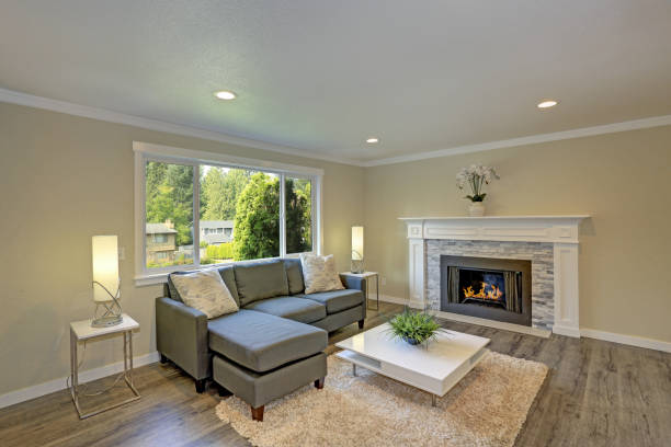 istock Classic living space with a white fireplace 887722348
