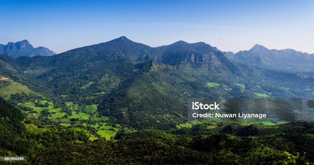 The Knuckles Mountain Range in central Sri Lanka, Kandy. The Knuckles Mountain Range in central Sri Lanka, Kandy. The range takes its name from a series of recumbent folds and peaks in the west of the massif which resemble the knuckles of clenched fist Asia Stock Photo