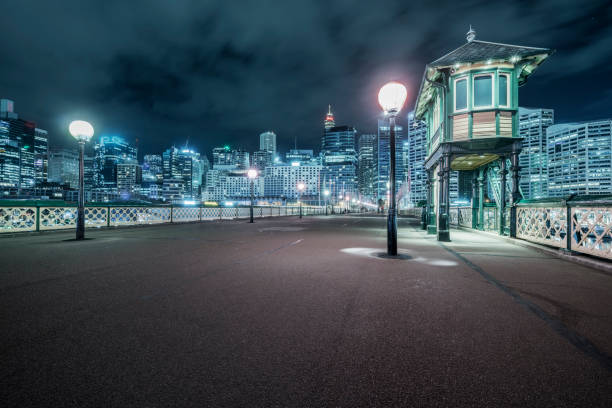 sydney centralny most pyrmont w nocy - darling harbor zdjęcia i obrazy z banku zdjęć