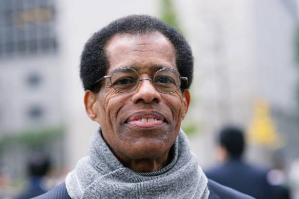 istock Candid portrait of mature man 887977198