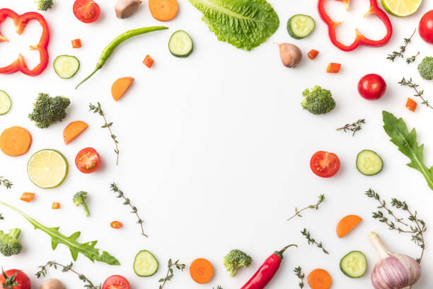 カット野菜の輪 - ingredient broccoli cherry tomato carrot ストックフォトと画像