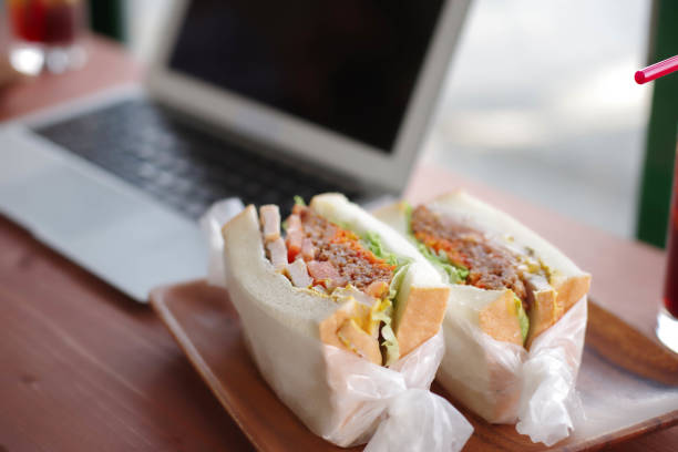 istock I take a picture at a cafe in Okinawa, meeting 888168024