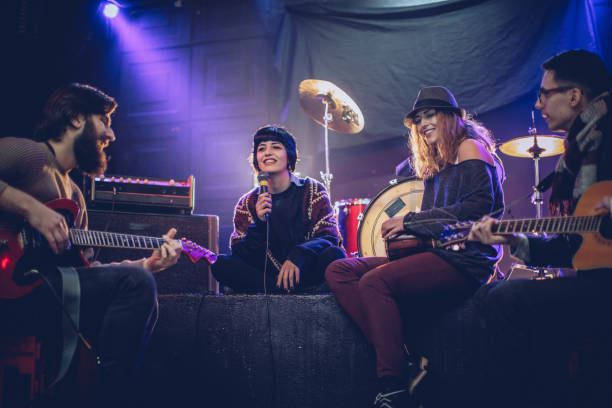 istock Best friends playing music 888244176