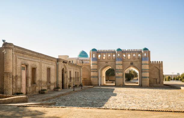 Northern gate of fortress, Khiva Northern gate of the fortress Dishan-Kala, the outer town of Khiva, Uzbekistan khiva stock pictures, royalty-free photos & images