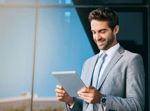 istock Connecting to the city 888271468
