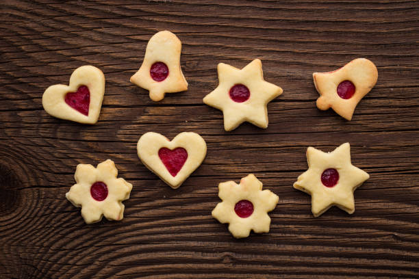istock Round and star-like Christmas biscuits / Christmas cookies 888381910