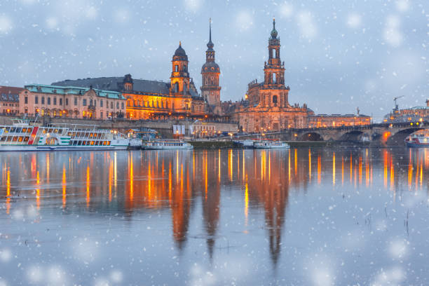 istock Old Town and Elba at night in Dresden, Germany 888457890