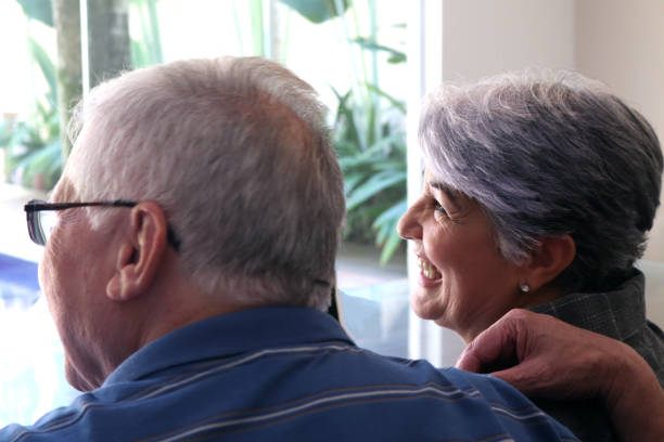 istock Senior couple and tecnologies 888495458