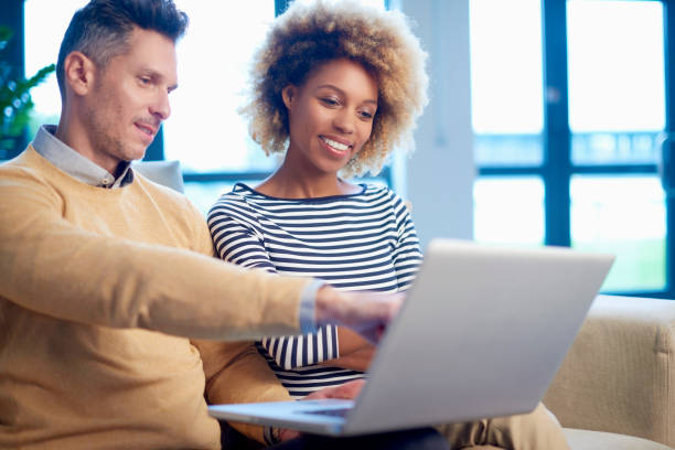 istock Consulting about new business idea 888503748