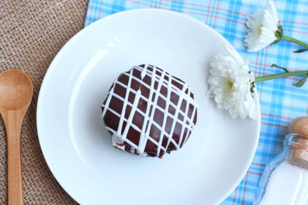istock Chocolate cupcakes of sweet time 888546574