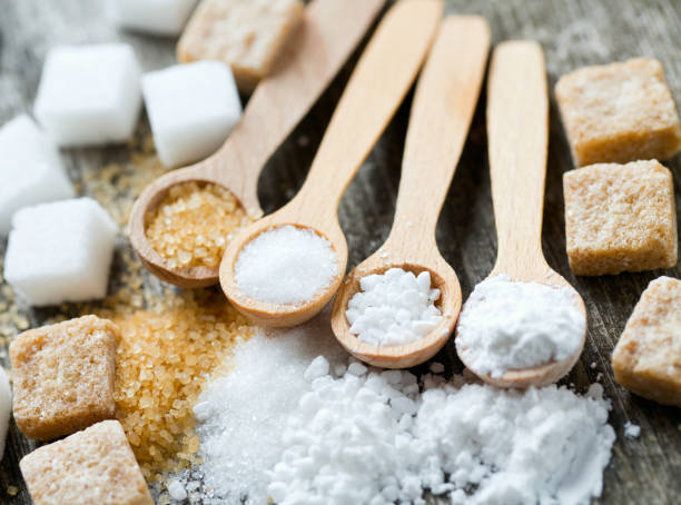 various sugar in cubes and granulated - fotografia de stock