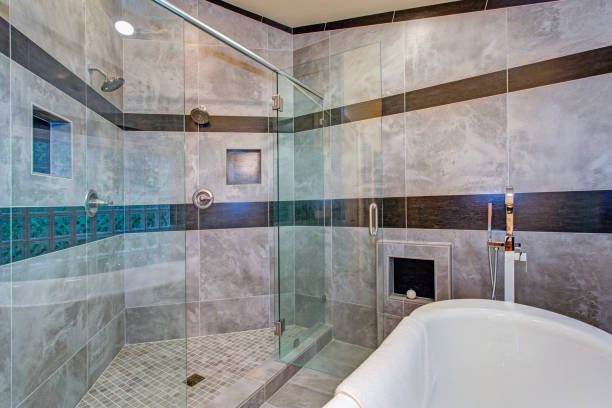 istock Stunning bathroom with a freestanding tub. 888620608
