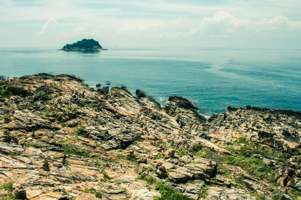 istock Scenic View Of Sea Against Sky 888729568