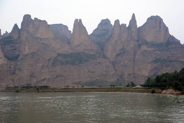 istock Karst mountains at Liujiaxia Reservoir, Linxia Hui autonomous prefecture, Gansu, China 888751908