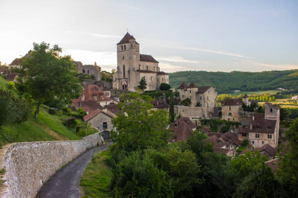 istock Saint-Cirq-Lapopie, France 888832536