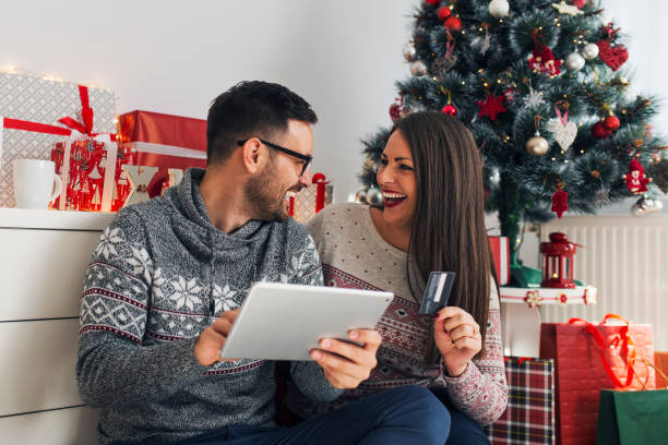 istock Christmas couple 888846316