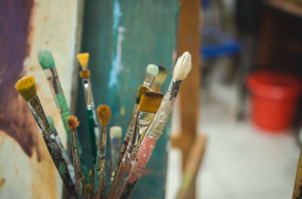 istock Set of artistic brushes 888877926
