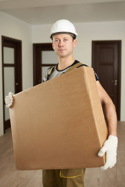 istock Furniture delivery man 888920298