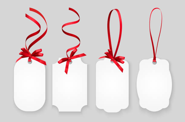ilustraciones, imágenes clip art, dibujos animados e iconos de stock de etiquetas vector blanco papel vacío, tarjetas o cupones con cintas brillantes rojo aislados sobre fondo gris - regalos navidad