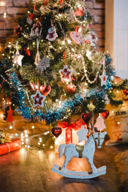 istock christmas background photostudio bokeh 888988842