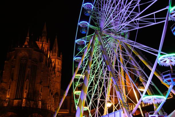 istock Christmas market in Erfurt, Domplatz, Severikirche, Dom 889008364