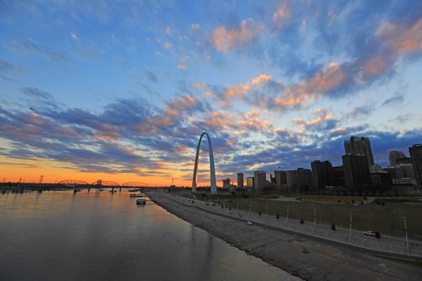 istock St. Louis, Missouri and the Gateway Arch 889090224