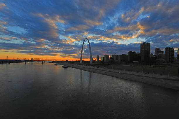 istock St. Louis, Missouri and the Gateway Arch 889090342