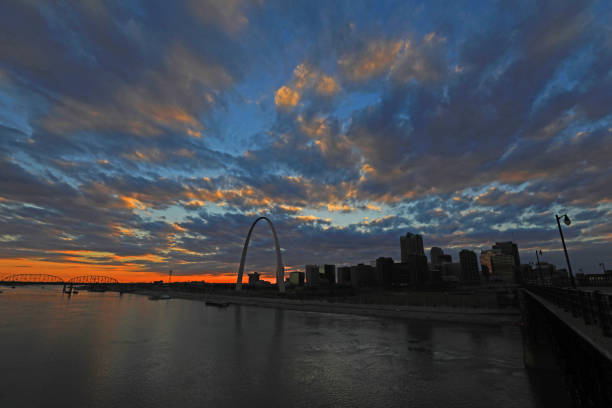 istock St. Louis, Missouri and the Gateway Arch 889090356