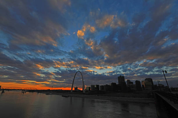 istock St. Louis, Missouri and the Gateway Arch 889090376