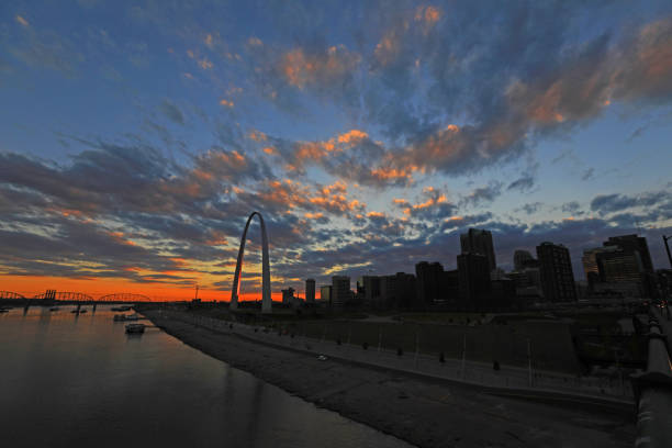 istock St. Louis, Missouri and the Gateway Arch 889090510