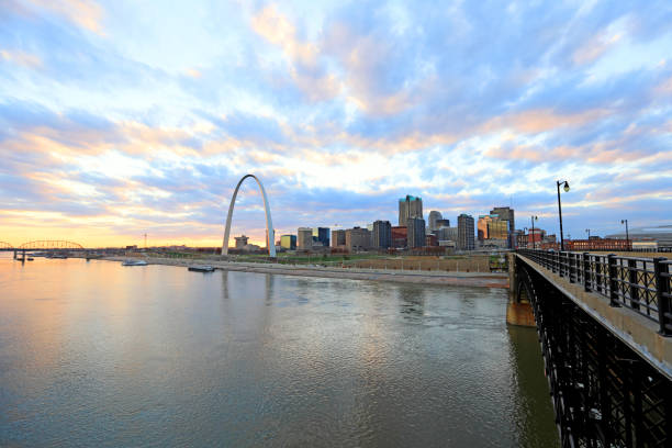istock St. Louis, Missouri and the Gateway Arch 889090626