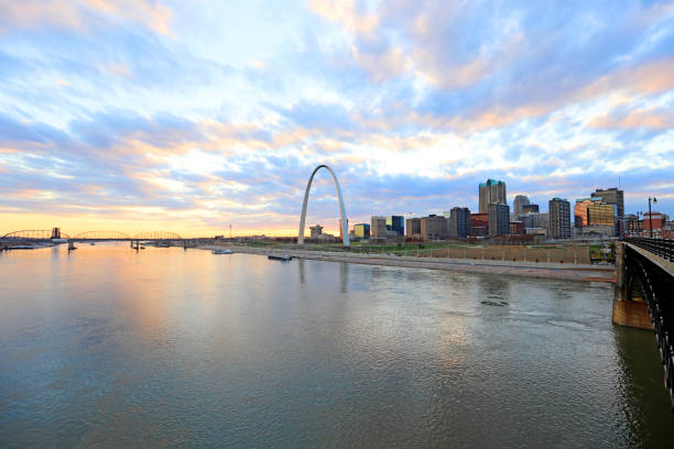 istock St. Louis, Missouri and the Gateway Arch 889090632