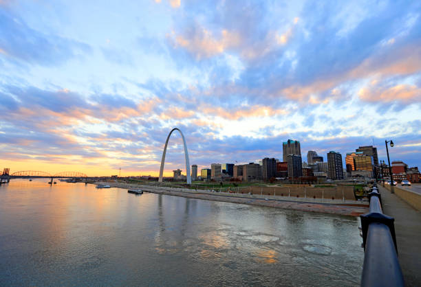 istock St. Louis, Missouri and the Gateway Arch 889090654