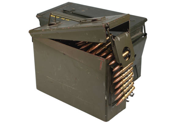 munition kann mit munition und munition gürtel - m 1 tank stock-fotos und bilder