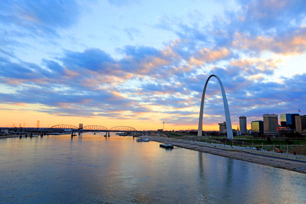 istock St. Louis, Missouri and the Gateway Arch 889090732