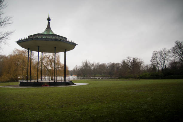istock Pavilion in Regent's Park, London 889129112
