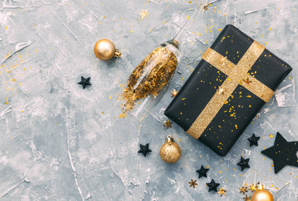クリスマスと年末年始の背景 - isolated gift box wrapping paper celebration event ストックフォトと画像