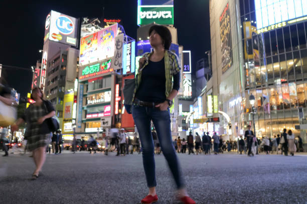 istock Young Japanese women 889215902