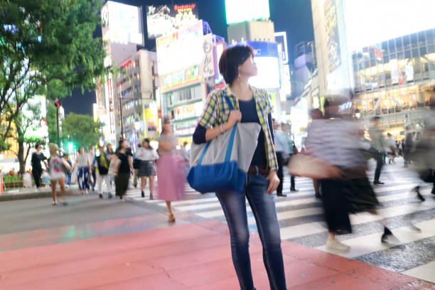 istock Young Japanese women 889216326