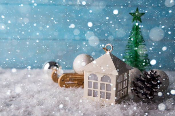 istock beautiful Christmas house 889450904