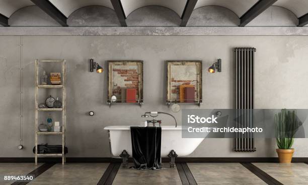 Bad Im Industriellen Stil Mit Badewanne Stockfoto und mehr Bilder von Badewanne - Badewanne, Badezimmer, Bathroom