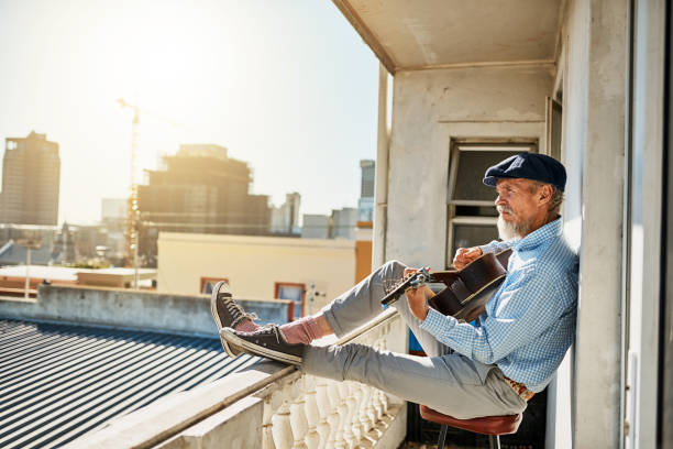 istock His daily ritual of playing guitar 889466522