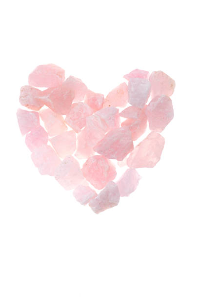 istock Pink quartz. Heart of rose quartz crystal 889603316