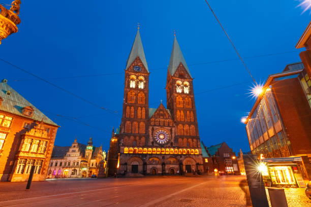 istock Ancient Bremen Market Square in Bremen, Germany 889803798