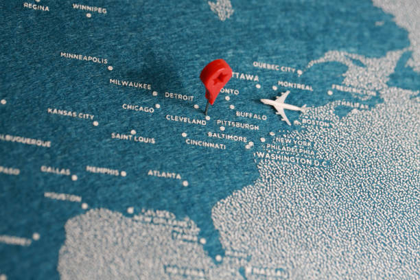 istock travel felt painted map in north america 889892552