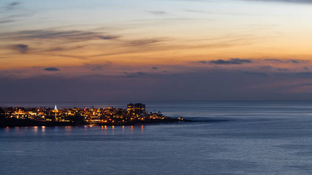 istock Sunset of La Jolla Beach 889943588