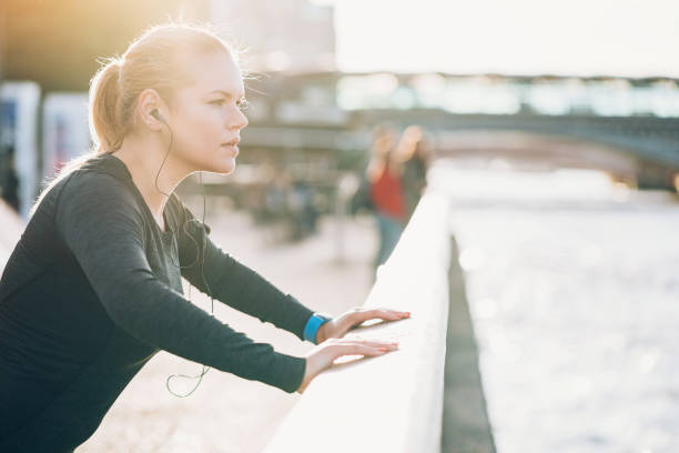 istock Exercising outdoors in London city 890001034